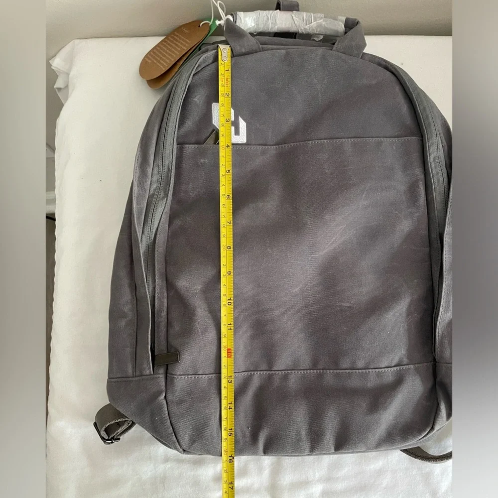 NWT Day Owl 